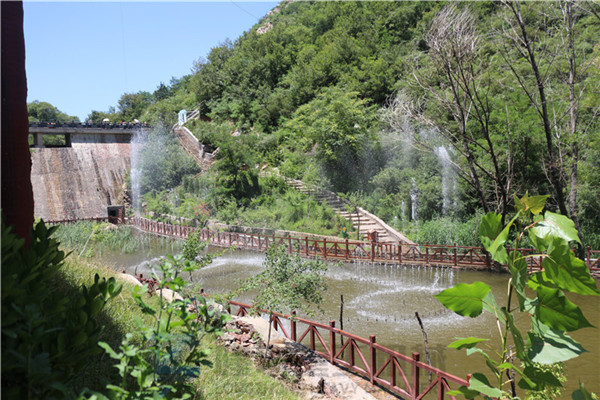“荷风送香气，竹露滴清响”洛阳隆中重工2019年度员工旅游活动--登封大熊山仙人谷一日游